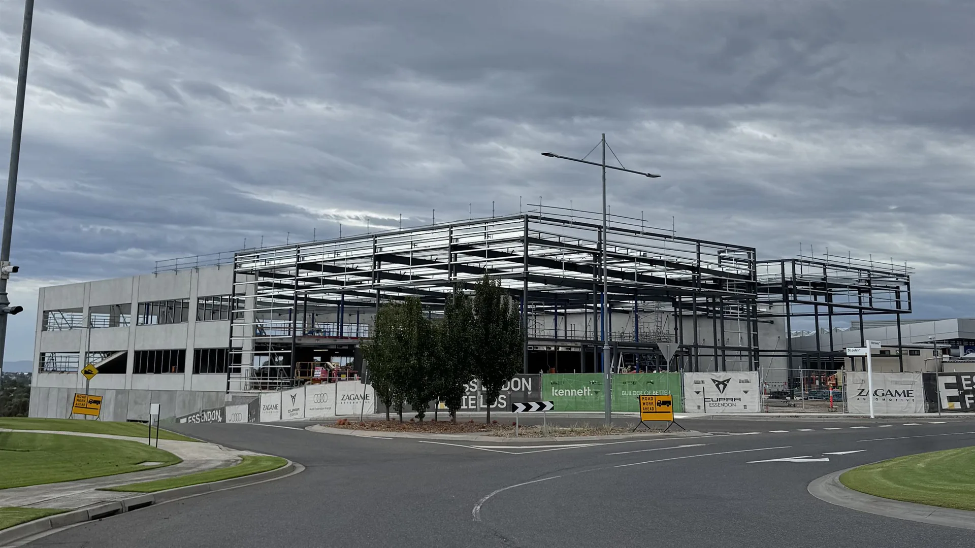Audi + CUPRA Essendon Fields structural steel project