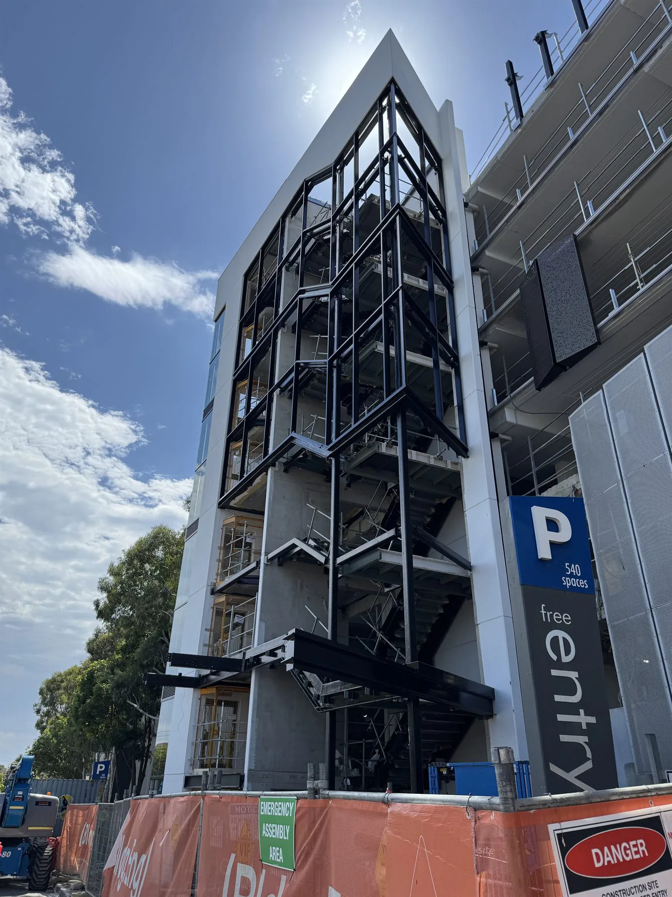 Bogong Ave. Car Park structural steel project